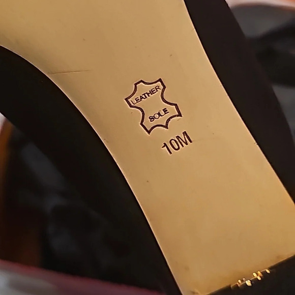 Tory Burch Cassidy embroidered ankle boots 10 - Picture 2 of 7